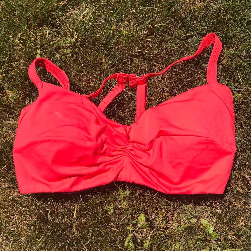 Title-nine Swim Bikini 36D-DD in Coral